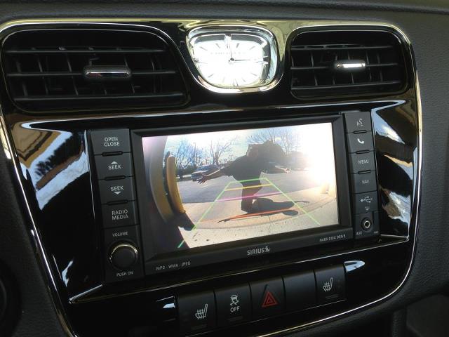 Chrysler pacifica back up camera