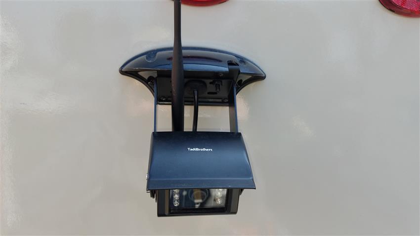 Furrion ® Compatible Digital Wireless Rear View System for RV with 1  RV Camera and Two Side Marker Cameras