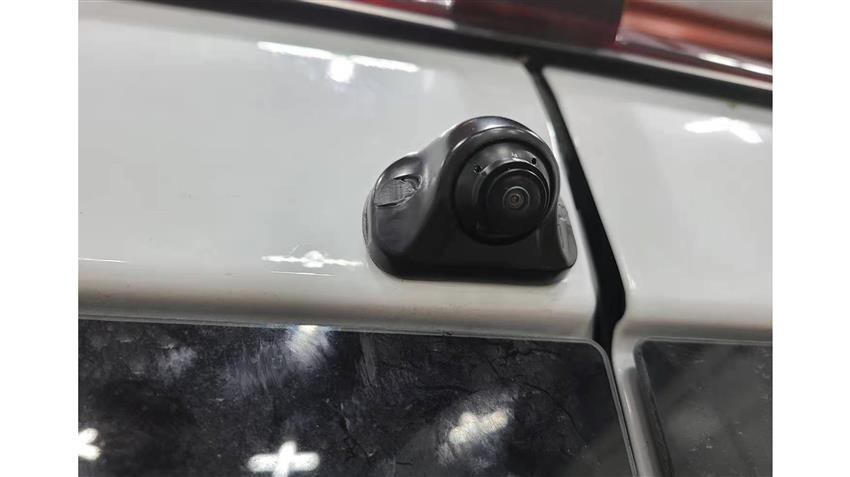 360 Degree Ambulance Camera System in 3D for Surround View with Integrated DVR
